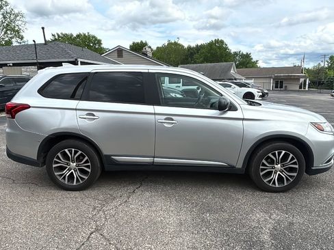 Used 2018 Mitsubishi Outlander ES FWD image 6