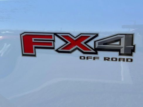 Used 2024 Ford F250 XLT w/ FX4 Off-Road Package image 11
