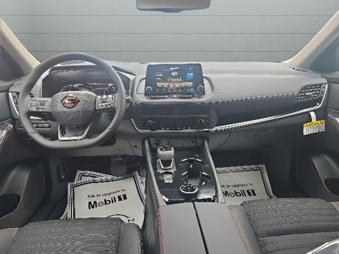 New 2026 Nissan Rogue SV w/ Rock Creek Premium Package AWD/4WD image 11