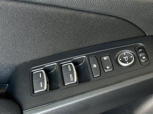 Used 2025 Honda Civic LX image 14