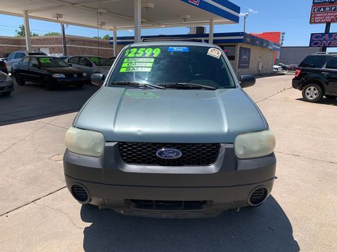 Used 2006 Ford Escape XLS FWD image 2