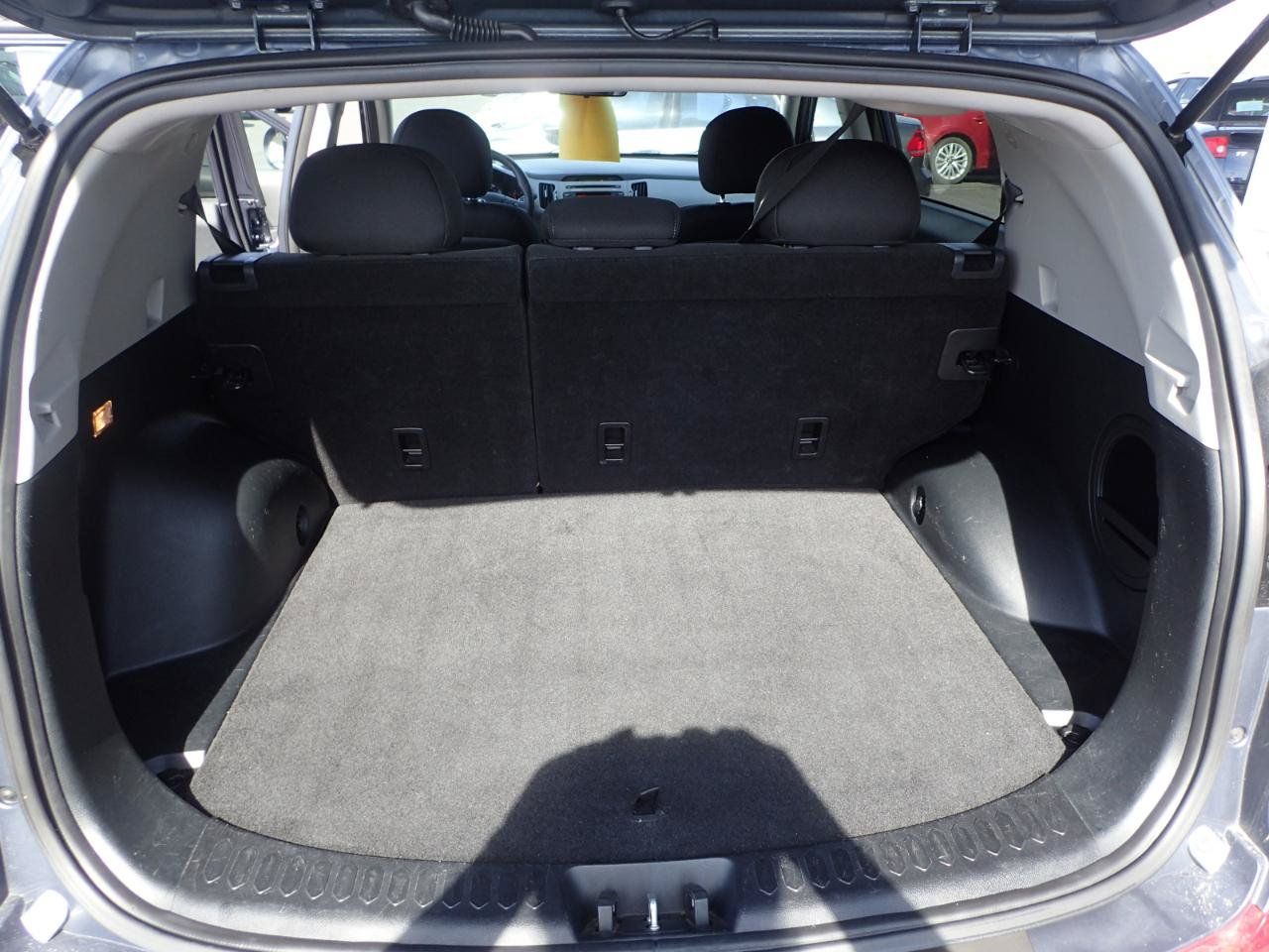 Used 2016 Kia Sportage LX AWD/4WD image 12