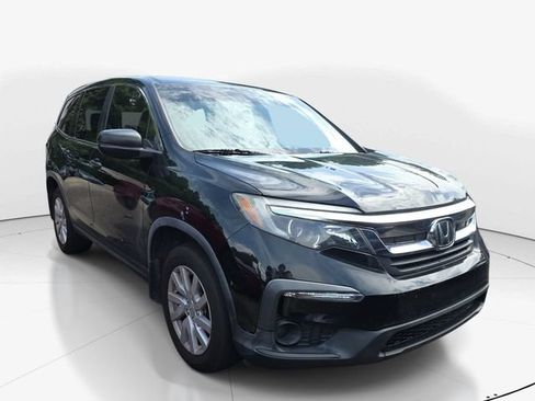 Used 2020 Honda Pilot LX image 3