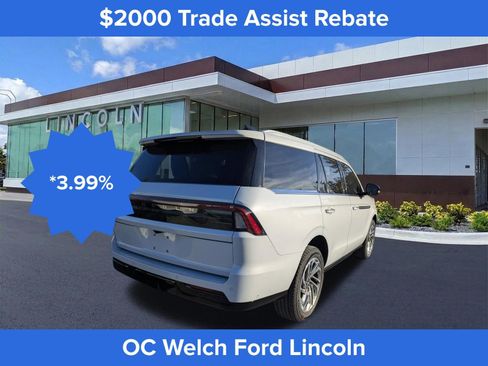 Certified 2025 Lincoln Navigator Reserve image 5