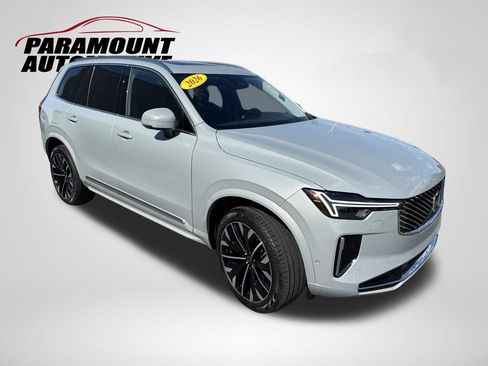 Used 2026 Volvo XC90 B6 Plus w/ Protection Package Premier AWD/4WD image 3