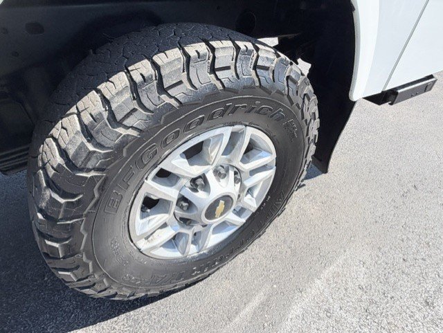Used 2021 Chevrolet Silverado 2500 LT w/ Convenience Package AWD/4WD image 10