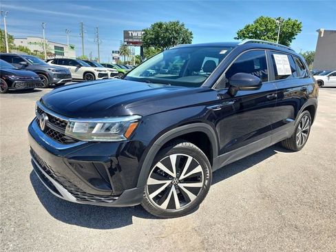 Used 2022 Volkswagen Taos SE image 24