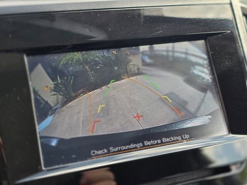 Used 2019 Subaru Crosstrek 2.0i Premium w/ Eyesight System image 36