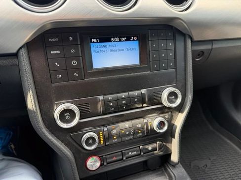Used 2022 Ford Mustang GT RWD image 13