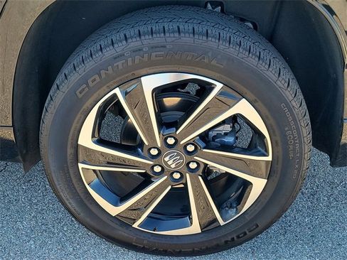 Used 2025 Buick Enclave Sport Touring image 8