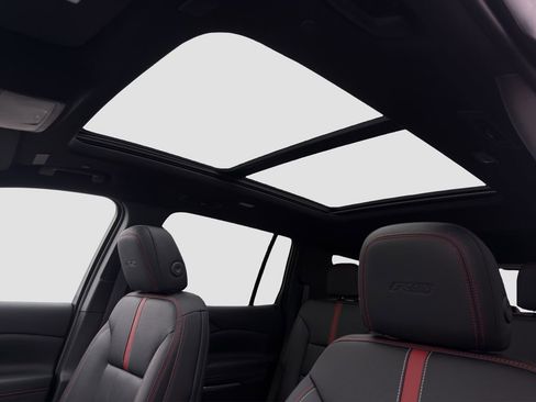 New 2026 Chevrolet Traverse RS w/ LPO, Floor Liner Package FWD image 24