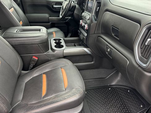 Used 2021 GMC Sierra 1500 AT4 w/ Off-Road Performance Package image 15