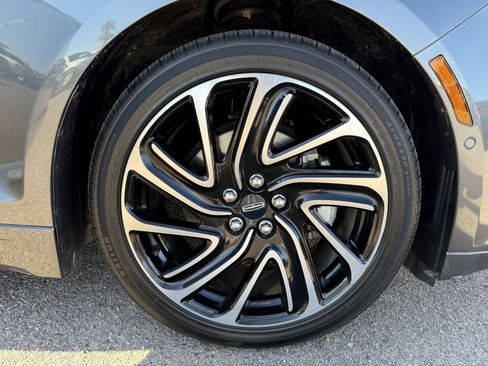 Used 2020 Lincoln MKZ Reserve w/ Elements Package image 10