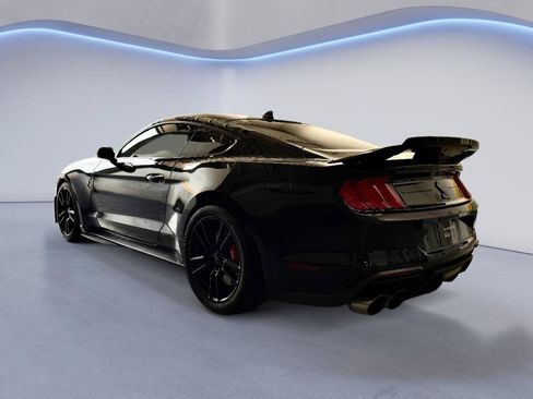 Used 2020 Ford Mustang Shelby GT500 w/ Technology Package RWD image 5