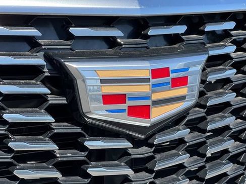 Used 2023 Cadillac XT5 Luxury FWD image 39