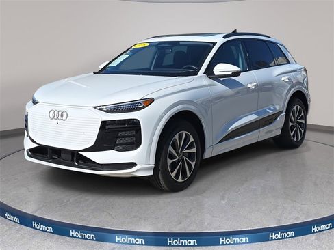 Used 2025 Audi Q6 e-tron Premium Plus w/ Premium Plus image 8