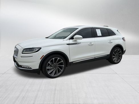 Used 2023 Lincoln Nautilus Reserve w/ Equipment Group 202A AWD/4WD image 1