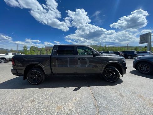 Used 2025 RAM 1500 Big Horn AWD/4WD image 9