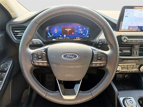 Used 2021 Ford Escape Titanium w/ Titanium Elite Package image 41