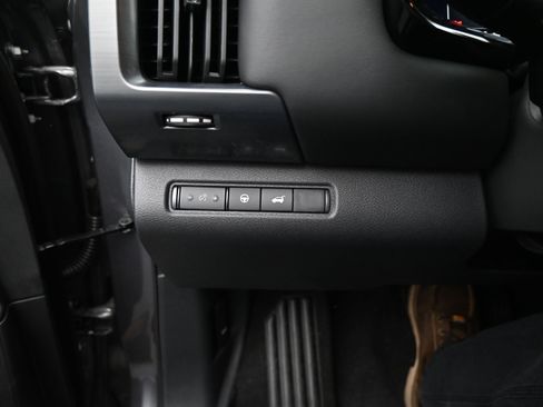 New 2026 Nissan Pathfinder SL FWD image 12