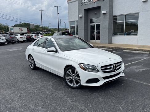Used 2018 Mercedes-Benz C 300 Sedan image 8