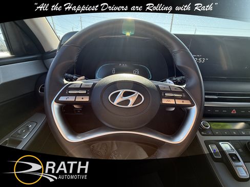 Used 2025 Hyundai Palisade SEL image 16