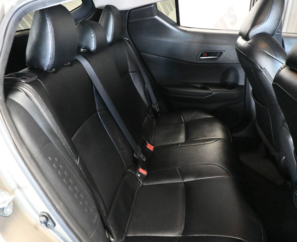 Used 2021 Toyota C-HR LE FWD image 17