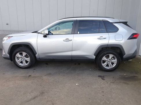 Certified 2025 Toyota RAV4 XLE AWD/4WD image 2