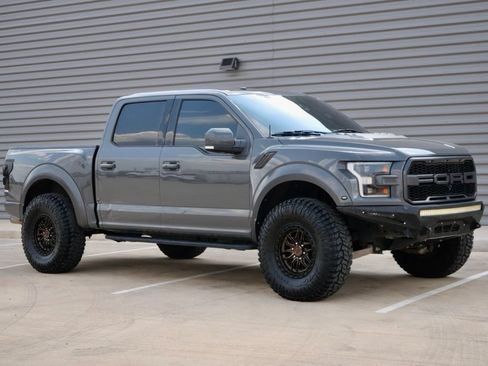 Used 2018 Ford F150 Raptor w/ Equipment Group 802A Luxury AWD/4WD image 1