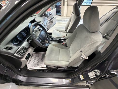 Used 2013 Honda Accord LX image 54