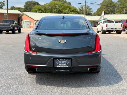 Used 2019 Cadillac XTS Luxury FWD image 9