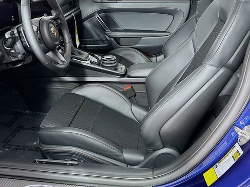 New 2026 Porsche 911 GT3 image 21