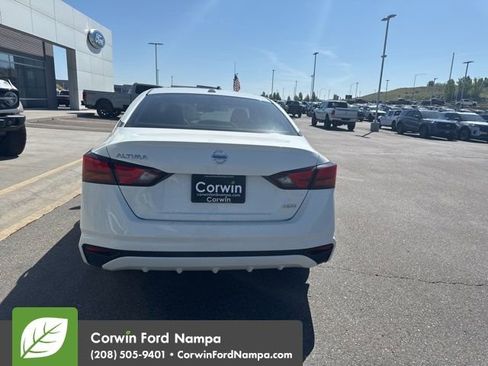 Used 2020 Nissan Altima 2.5 S AWD/4WD image 9