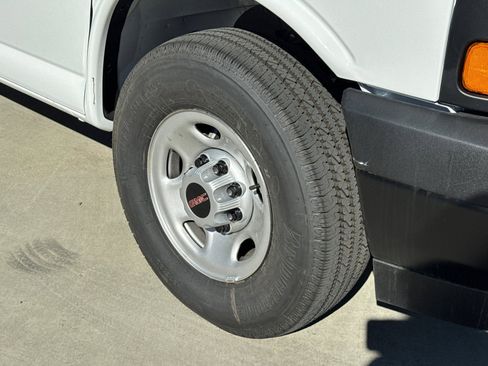 New 2025 GMC Savana 2500 w/ Driver Convenience Package image 6