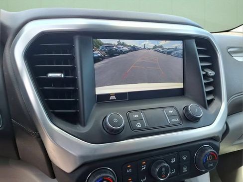 Used 2023 GMC Acadia SLT AWD/4WD image 30