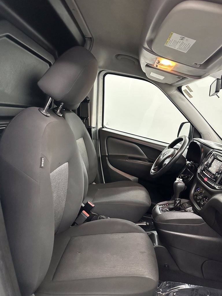 Used 2022 RAM ProMaster City Tradesman FWD image 36