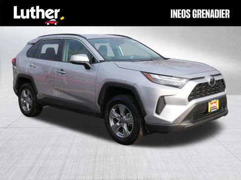 Used 2025 Toyota RAV4 XLE image 1