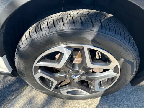 Used 2019 Subaru Crosstrek 2.0i Limited w/ Moonroof Package w/Navigation AWD/4WD image 27