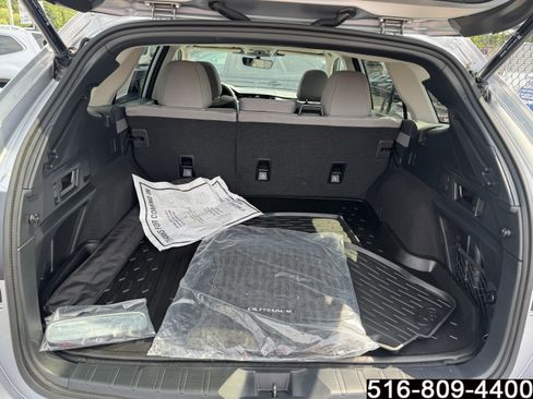 Used 2025 Subaru Outback Premium w/ Popular Package #1A AWD/4WD image 34