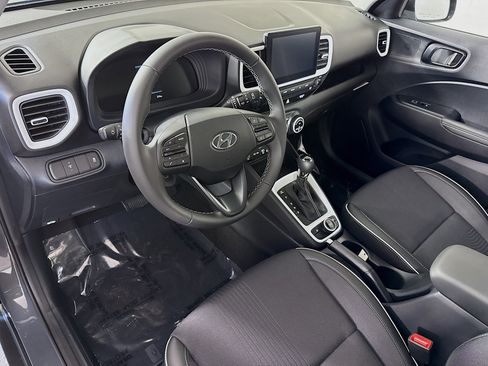 Used 2026 Hyundai Venue SEL image 23