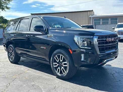 Certified 2023 GMC Yukon AT4 w/ AT4 Premium Package AWD/4WD image 2