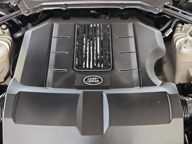 Used 2018 Land Rover Range Rover Sport SE AWD/4WD image 31