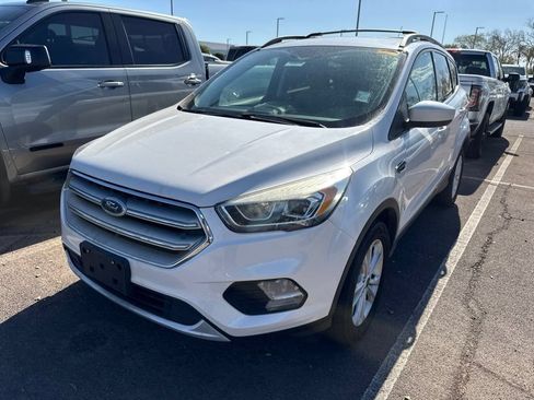 Used 2018 Ford Escape SEL AWD/4WD image 2