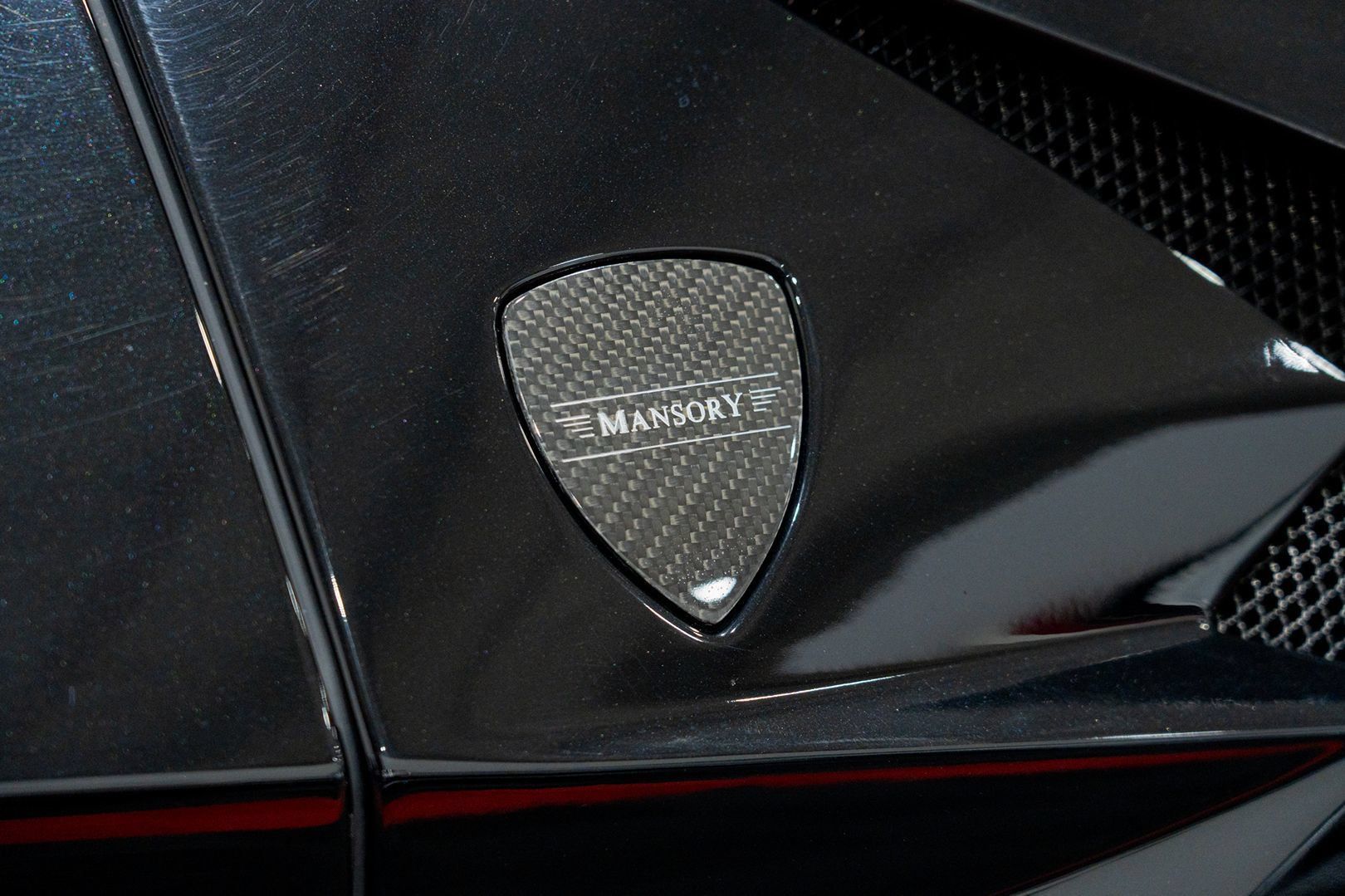 Used 2021 Lamborghini Urus AWD/4WD image 18