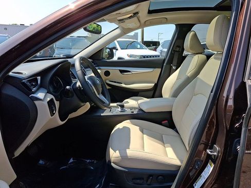 Used 2020 INFINITI QX50 Luxe w/ Navigation Package AWD/4WD image 13