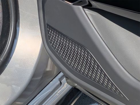 New 2026 BMW 740i 740i image 16