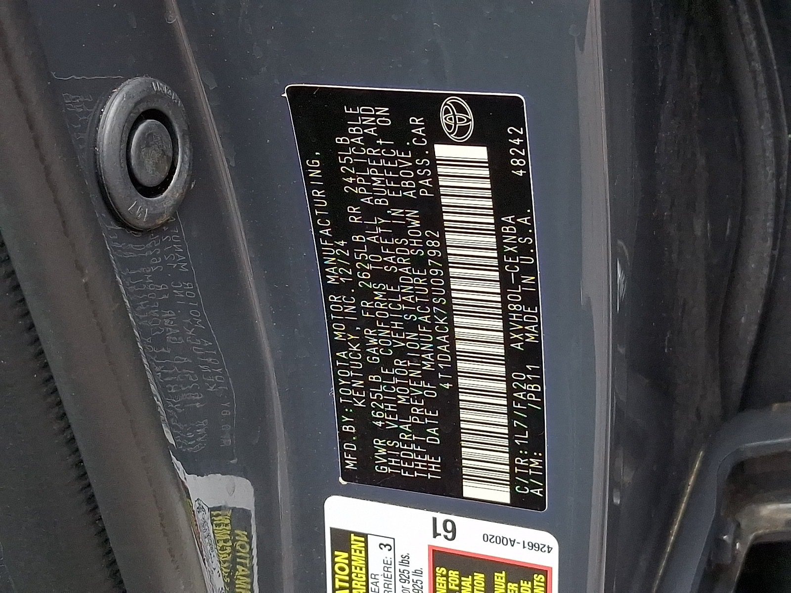 Used 2025 Toyota Camry LE FWD image 27