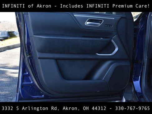 New 2025 INFINITI QX80 Luxe image 9