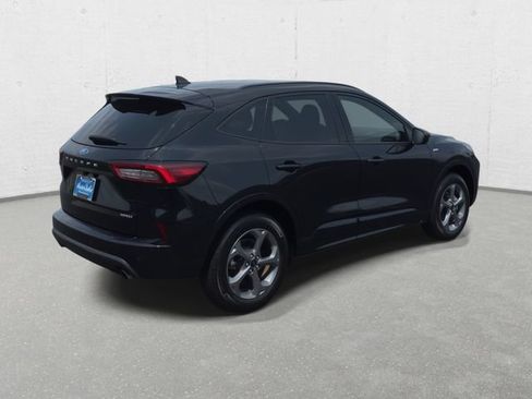 Used 2024 Ford Escape ST-Line w/ Tech Pack #1 AWD/4WD image 5