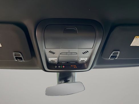 New 2025 Cadillac XT5 Luxury image 35